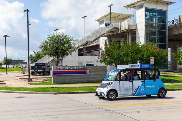 METRO launches Community Connector service in the Near Northside community.